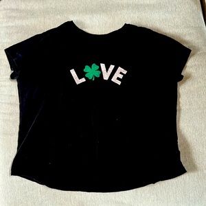 Old Navy St. Patrick’s Day LOVE shamrock Tshirt